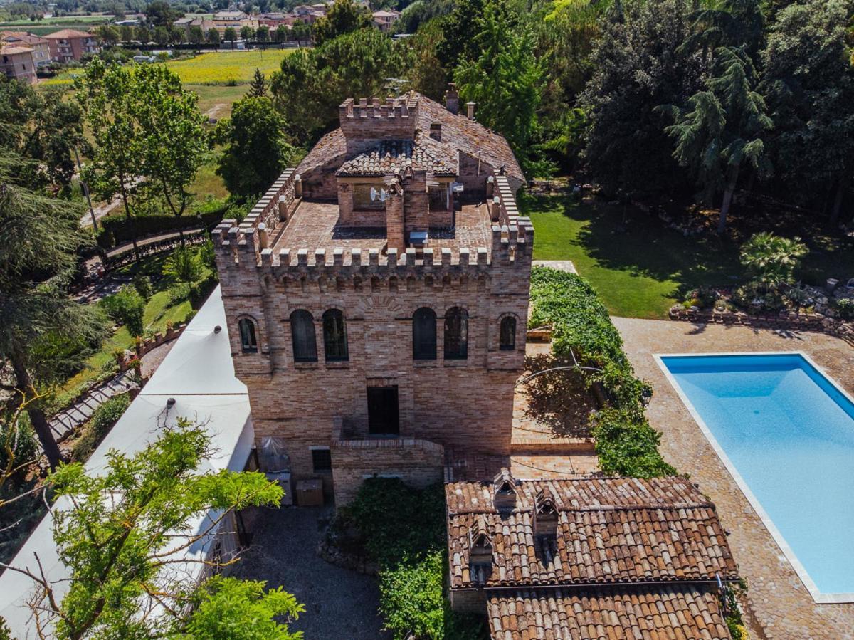Villa De Castelletta Relais Rapagnano ภายนอก รูปภาพ