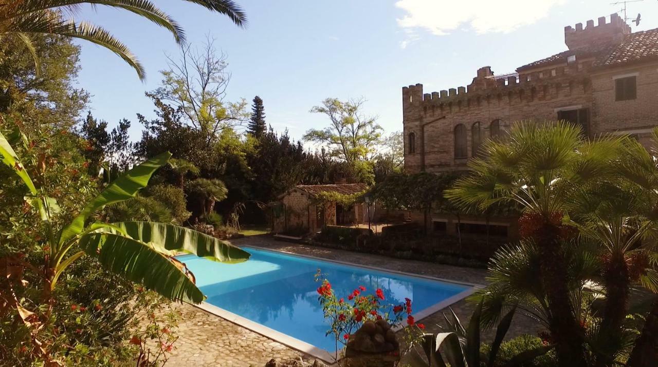 Villa De Castelletta Relais Rapagnano ภายนอก รูปภาพ